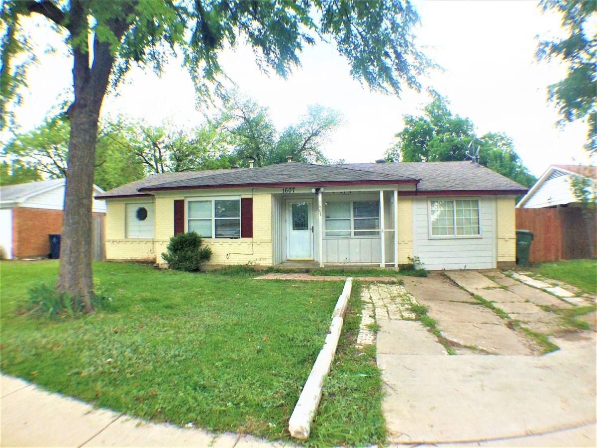 House for rent at 1607 Delmar Dr, Garland, TX 75040