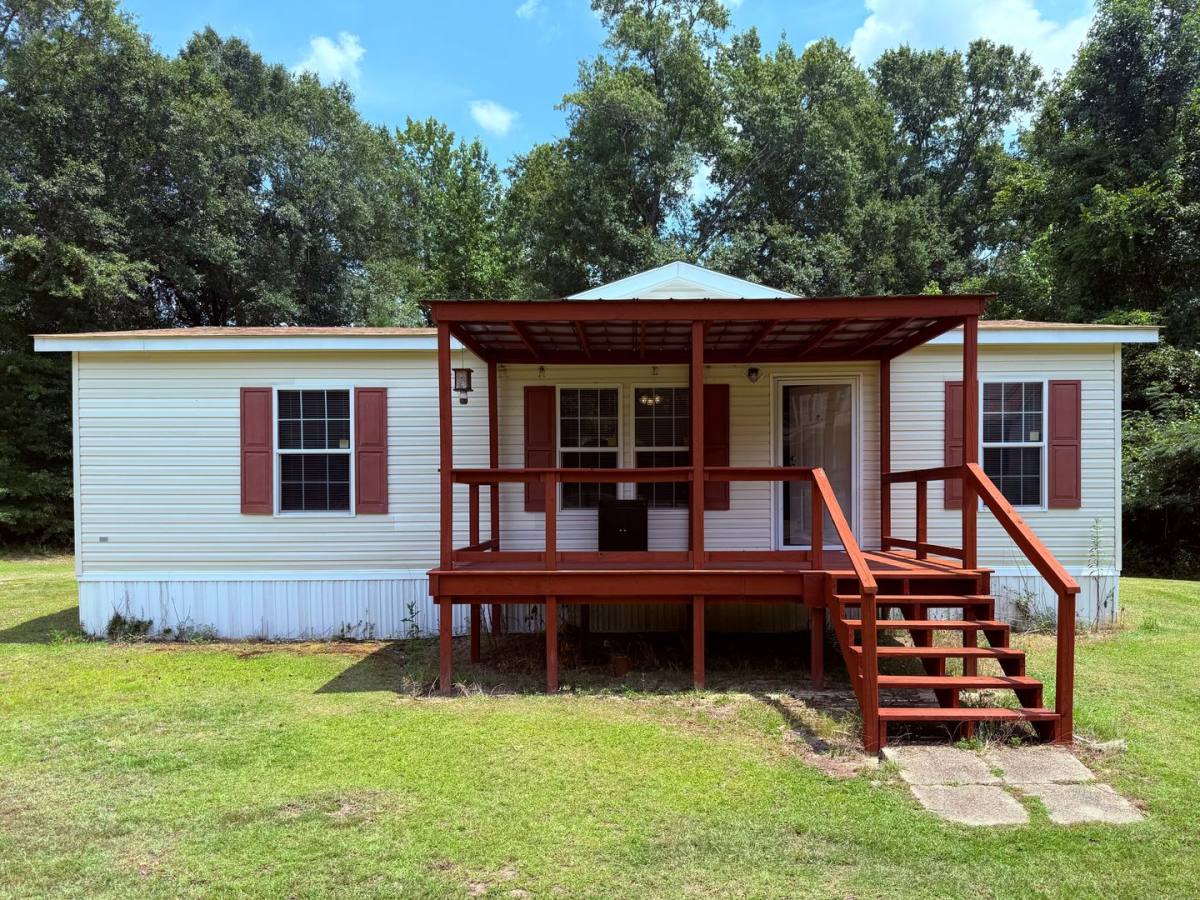 House for rent at 4744 Lee Rd, Opelika, AL 36804