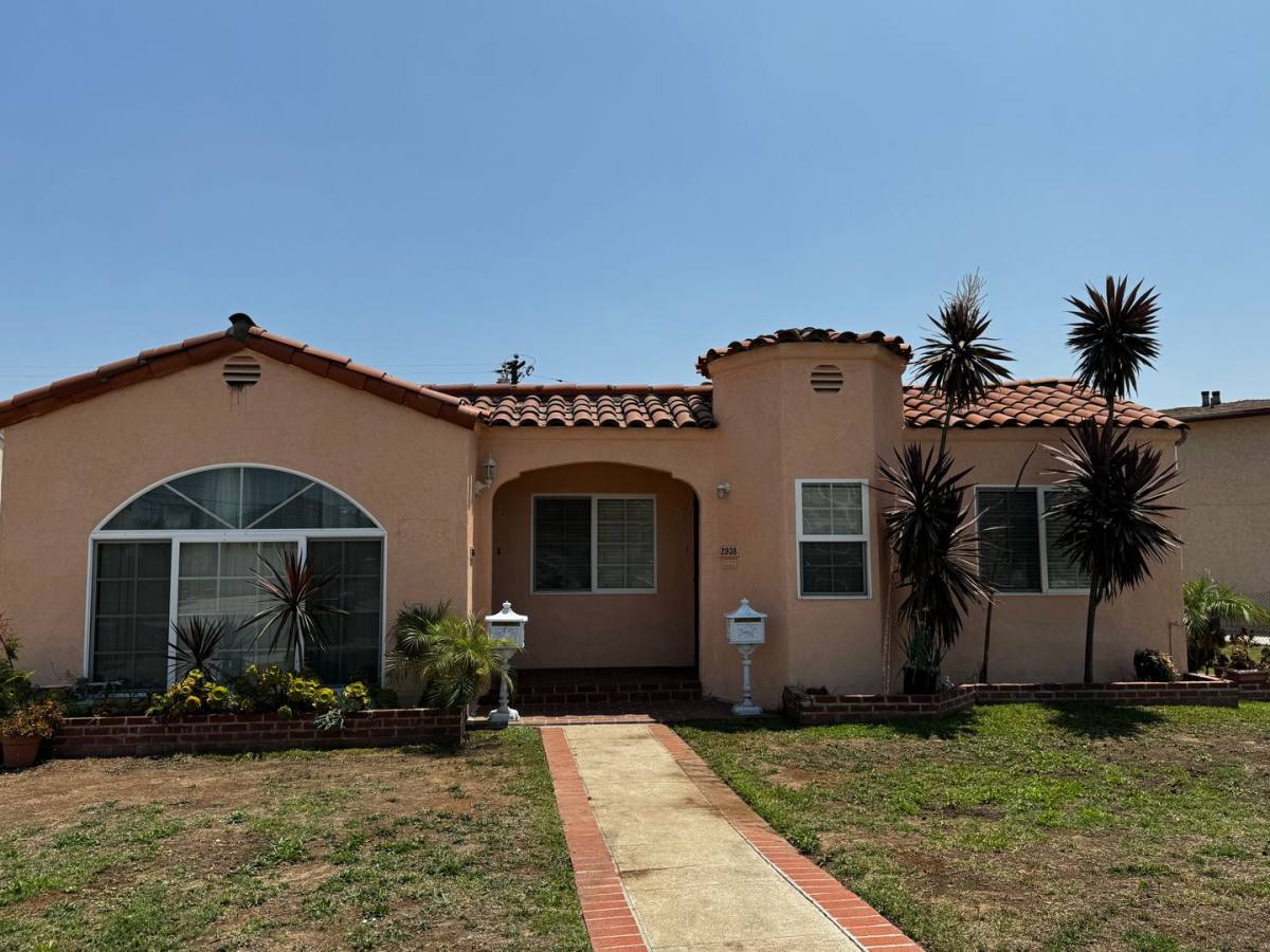 Apartment for rent at 2936-2938 Front St, Alhambra, CA 91803