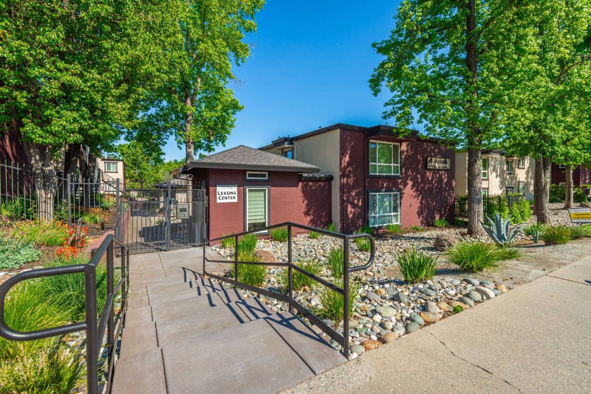 Apartment for rent at 5050 Walnut Ave, Sacramento, CA 95841