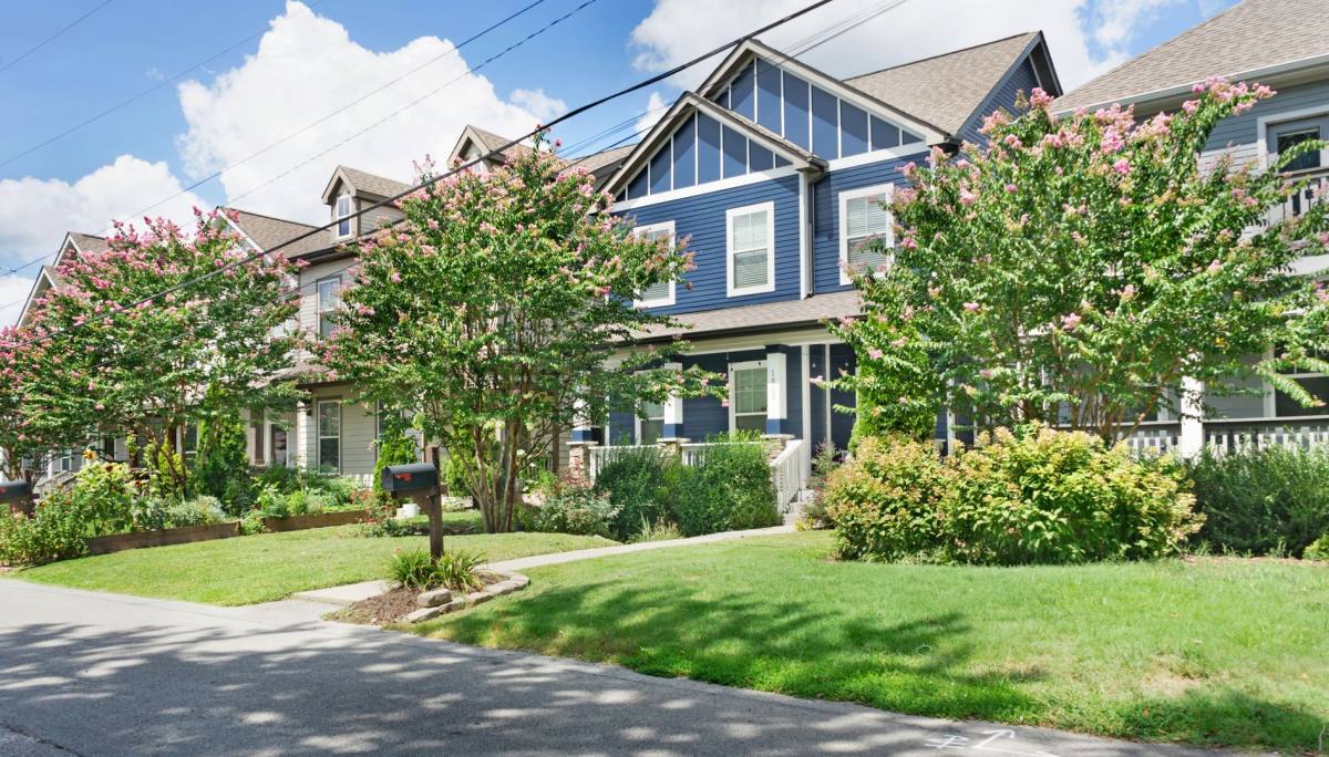 House for rent at 1813 McEwen Ave, Nashville, TN 37206