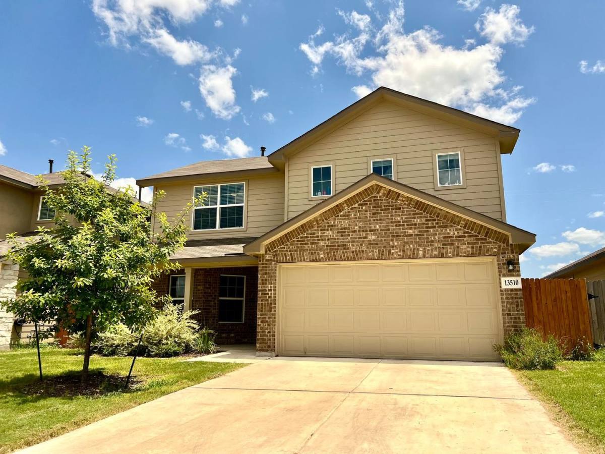 House for rent at 13510 Whisper Bend, San Antonio, TX 78252