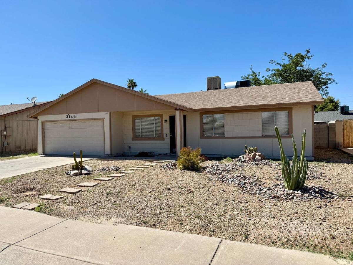 House for rent at 3144 W Villa Maria Dr, Phoenix, AZ 85053