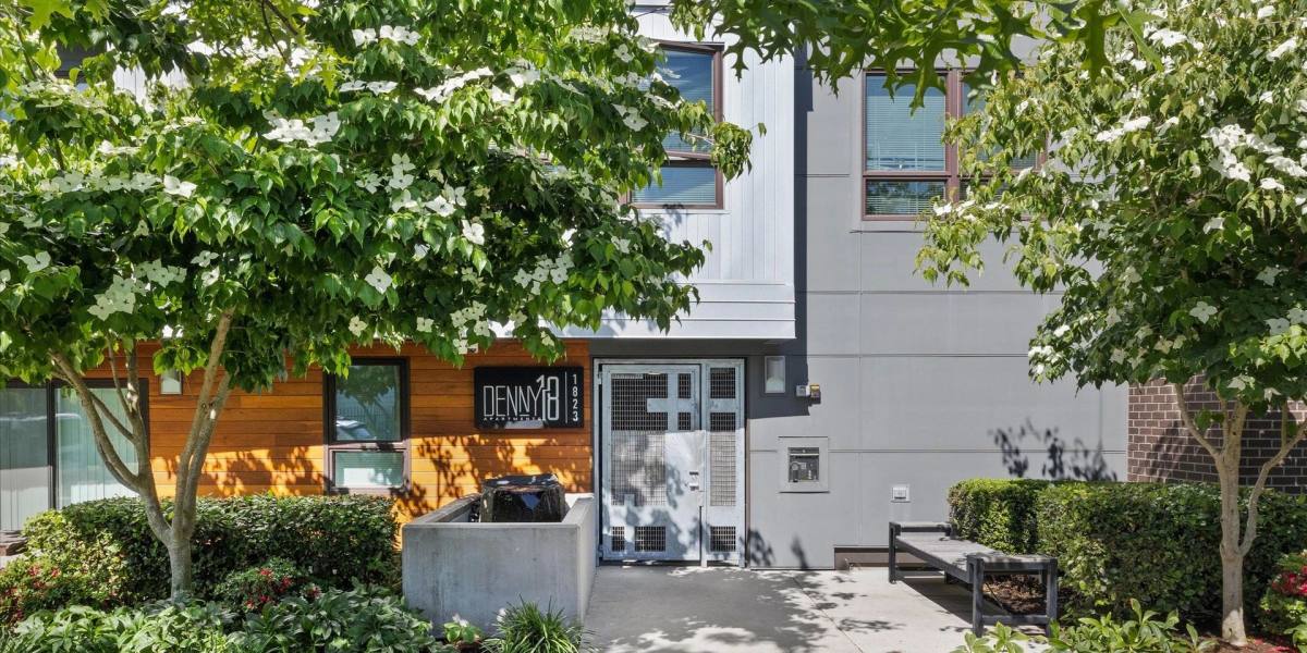 Apartment for rent at 1823 18th Ave, Seattle, WA 98122