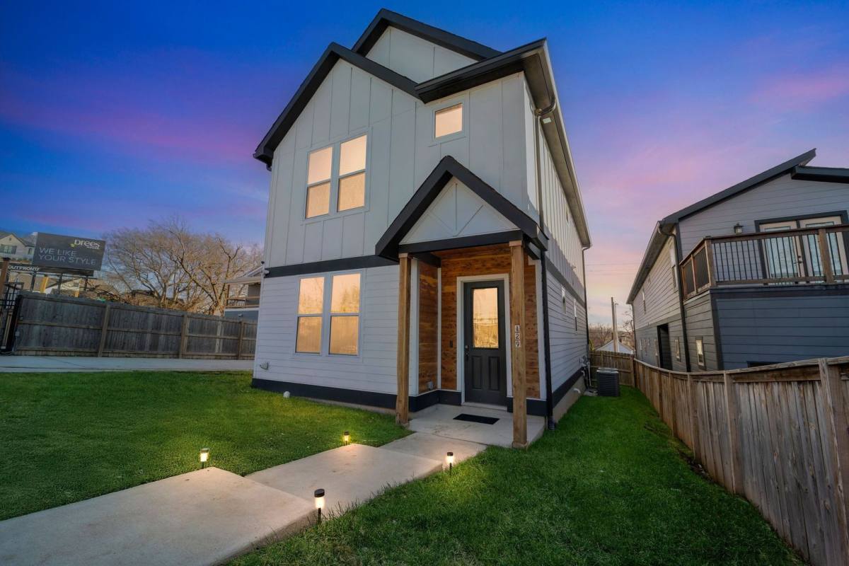 House for rent at 129 Green St, Nashville, TN 37210