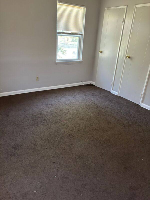 Apartment for rent at 13984 Superior Rd, Cleveland, OH 44118