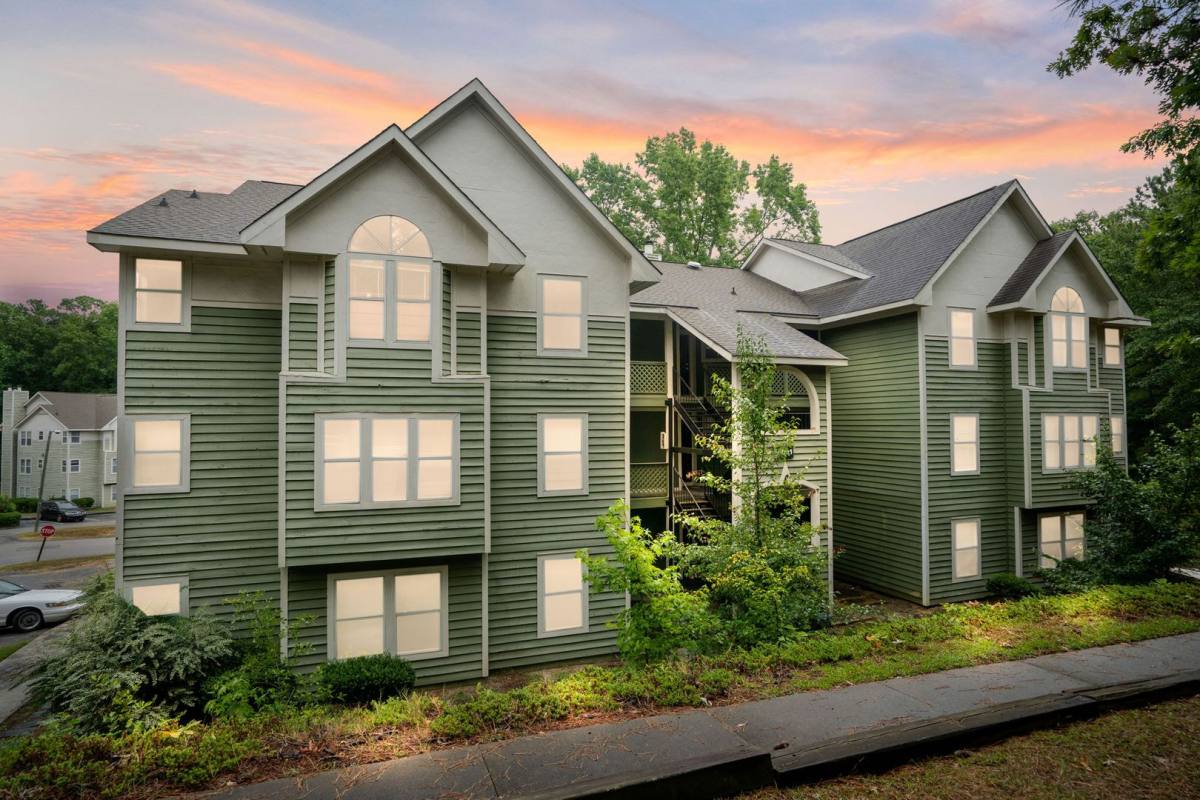 Condo for rent at 1001 - 7 Brook Hollow, Fayetteville, NC 28303
