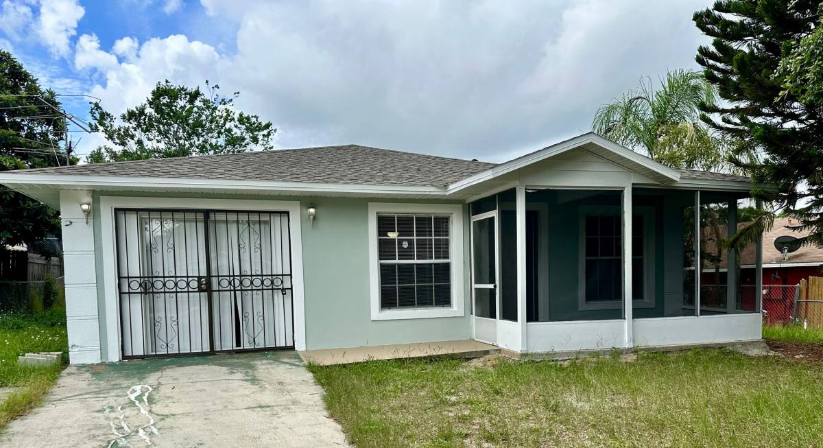 House for rent at 463 Apopka Hills Circle, Apopka, FL 32703