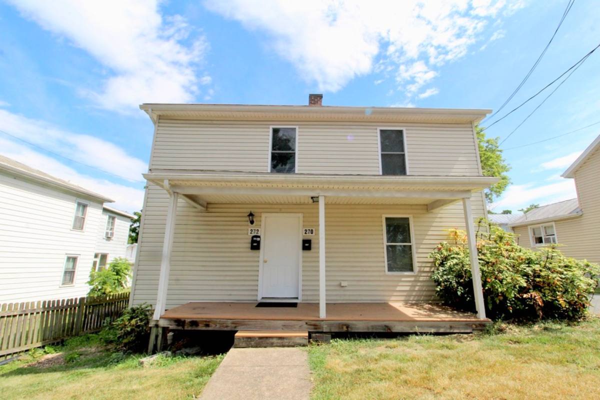 Apartment for rent at 272 W Bruce St, Harrisonburg, VA 22801