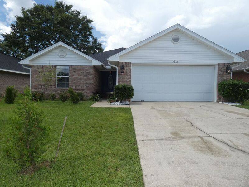 House for rent at 3312 Village Green Dr, Milton, FL 32571