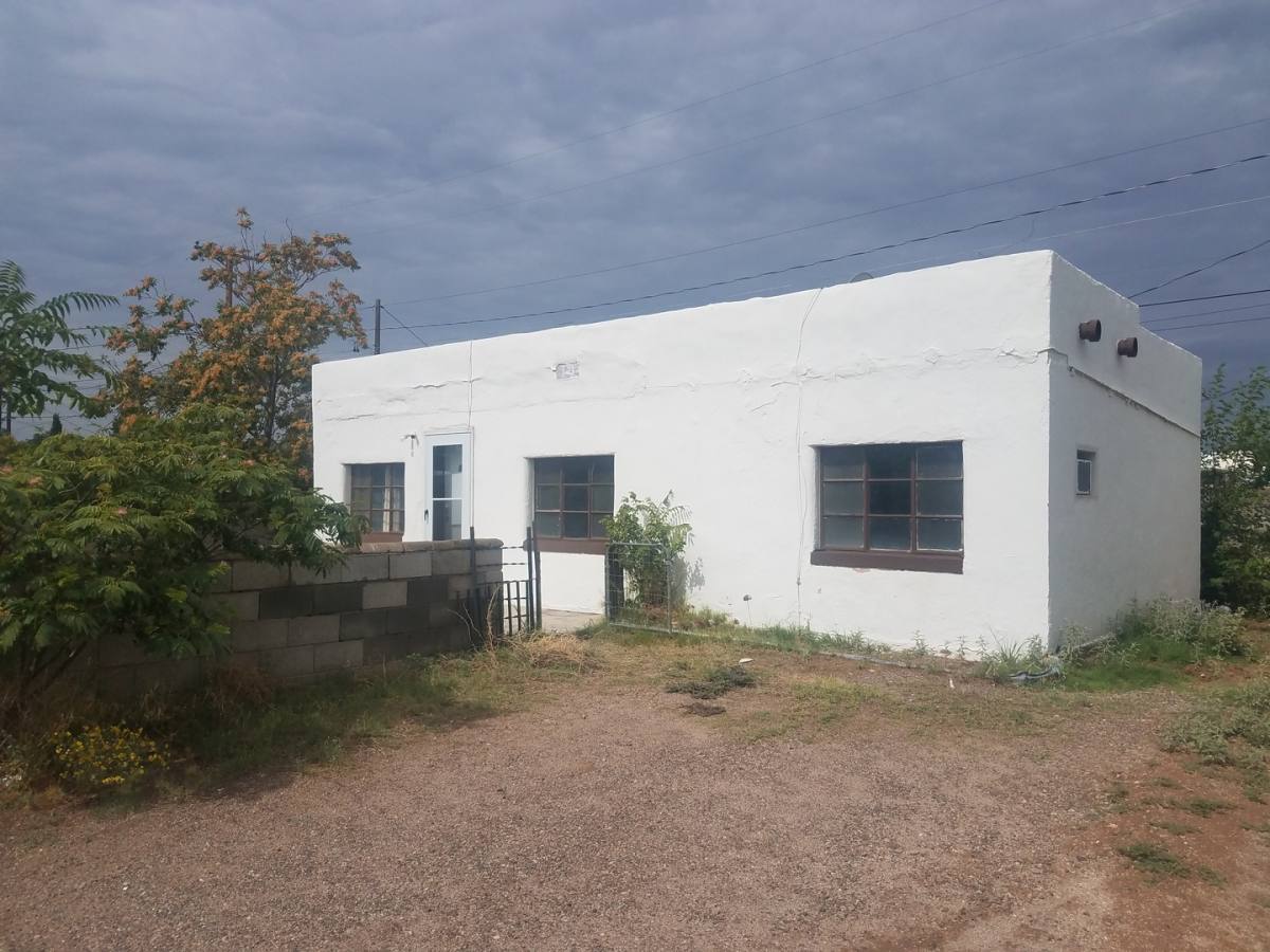House for rent at 1204 S Gold St, Deming, NM 88030