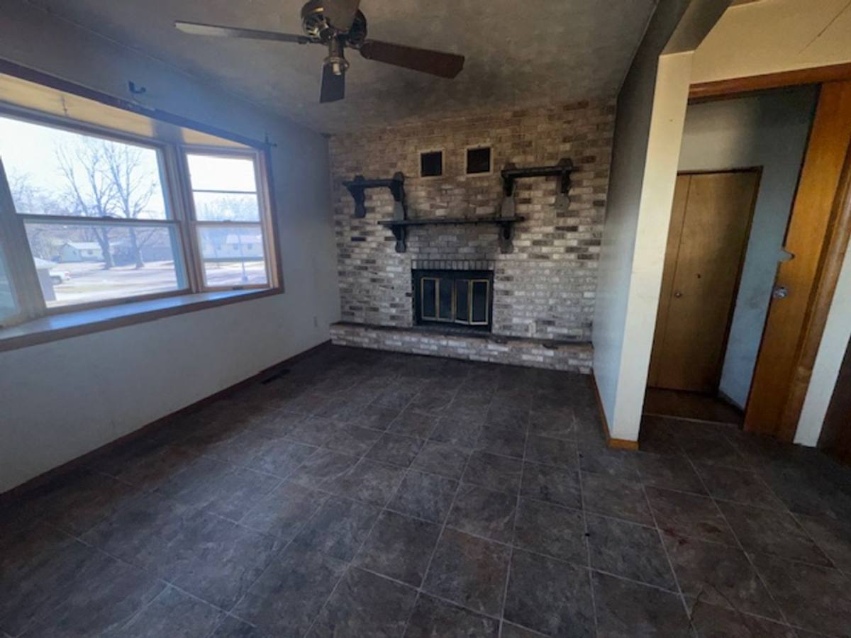 House for rent at 3408 E 12th St, Sioux Falls, SD 57103