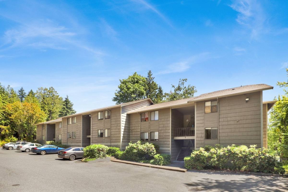 Apartment for rent at 316 & 320 Elwood Court, Bellingham, WA 98225