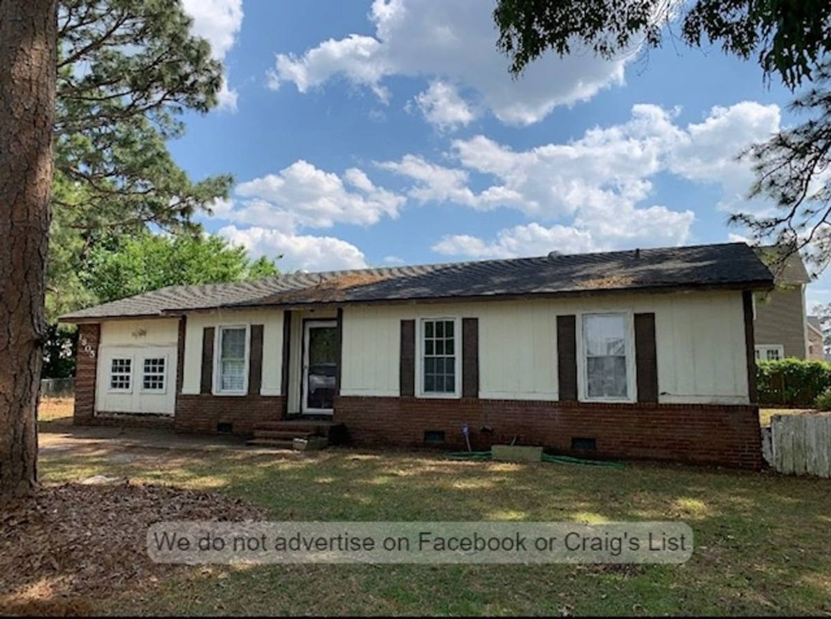 House for rent at 1805 Carolyn Court, Fayetteville, NC 28304