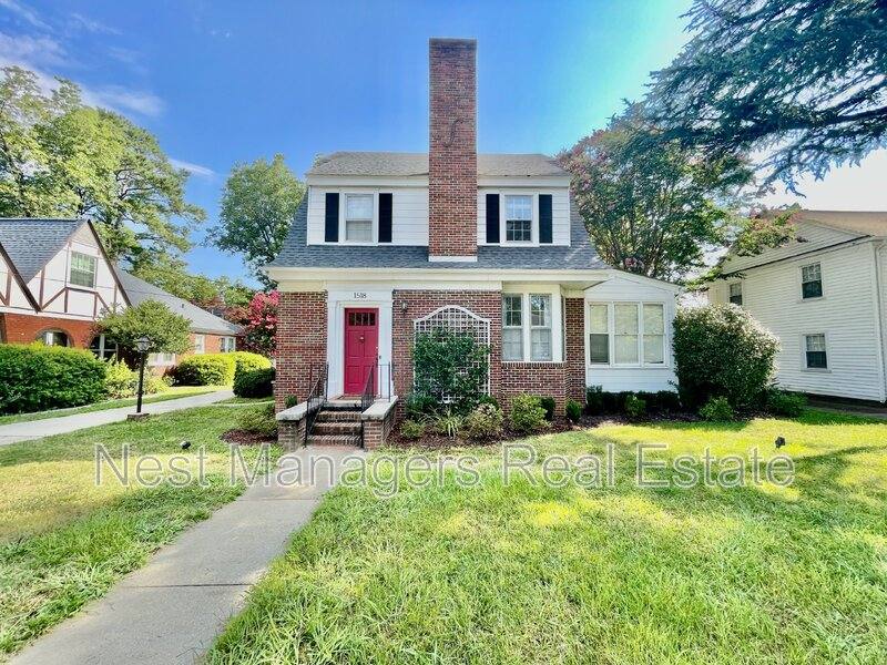 House for rent at 1518 Fort Bragg Rd, Fayetteville, NC 28305