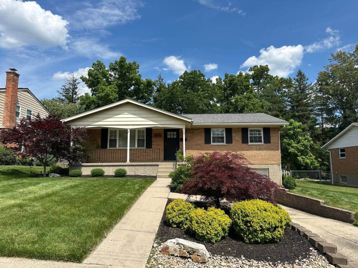 House for rent at 8876 Brittany Dr, Cincinnati, OH 45242
