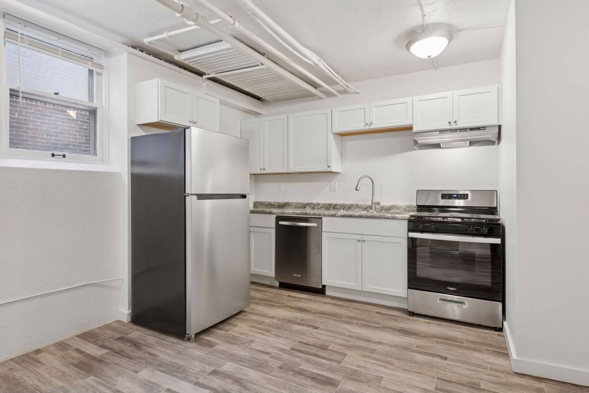 Apartment for rent at 3125 Colfax Ave S, Minneapolis, MN 55408