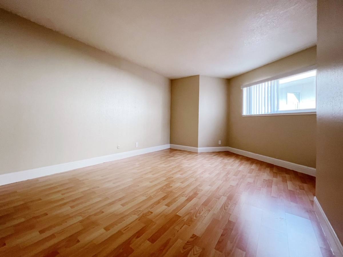 Apartment for rent at 1300 El Camino Real, Millbrae, CA 94030