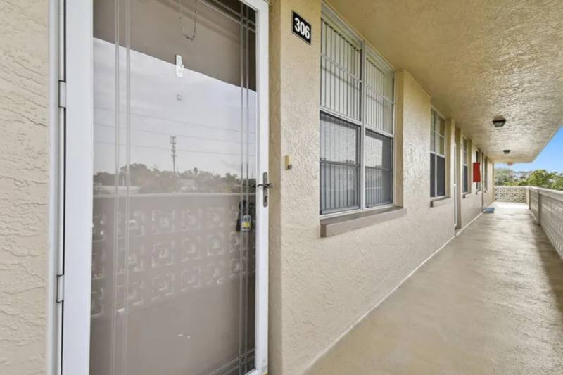 Apartment for rent at 5095 Bay St NE, Saint Petersburg, FL 33703