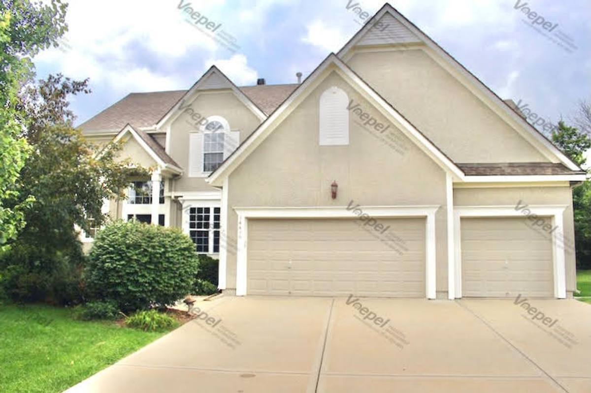 House for rent at 14416 Goddard St, Overland Park, KS 66221