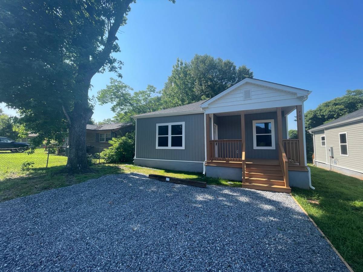 House for rent at 704 Airline Ave, Shelby, NC 28150