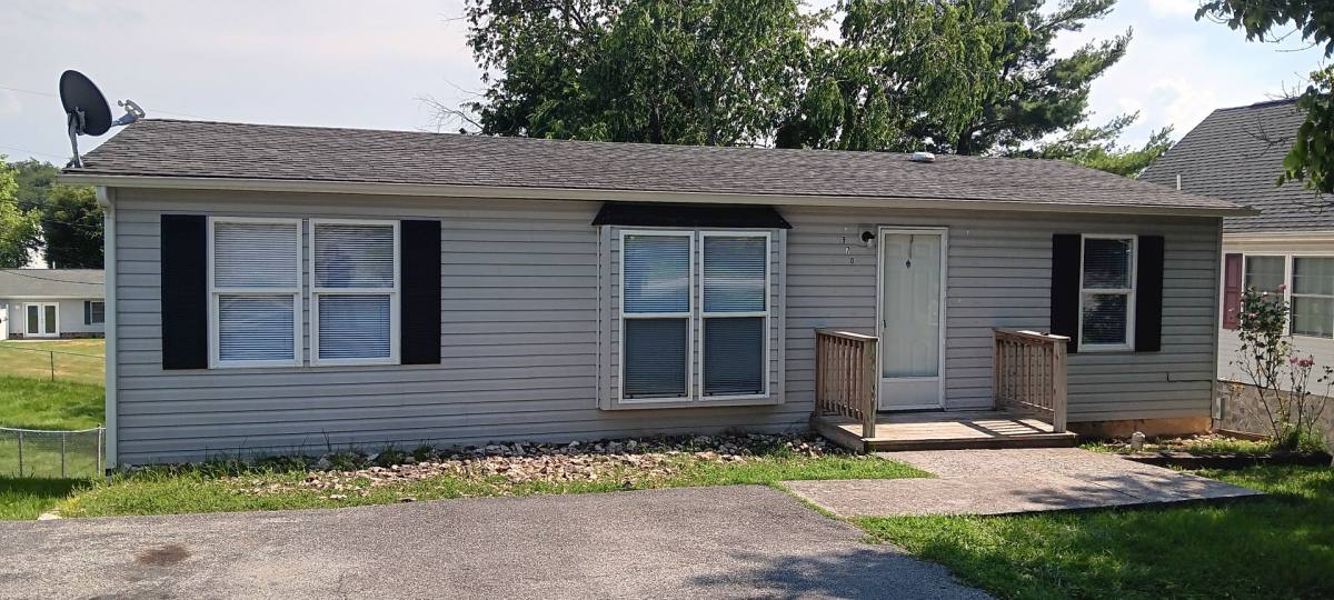 House for rent at 970 Beaver Dr, Christiansburg, VA 24073