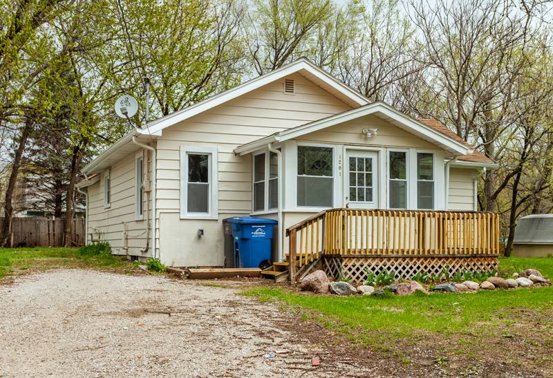 House for rent at 1201 Bundy St, Des Moines, IA 50315