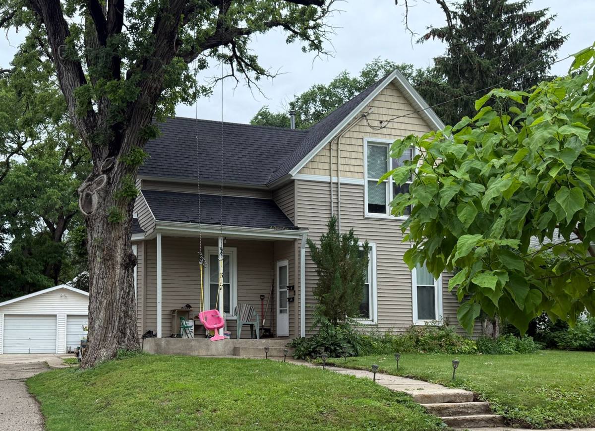 Apartment for rent at 317 9th Ave SE, Rochester, MN 55904