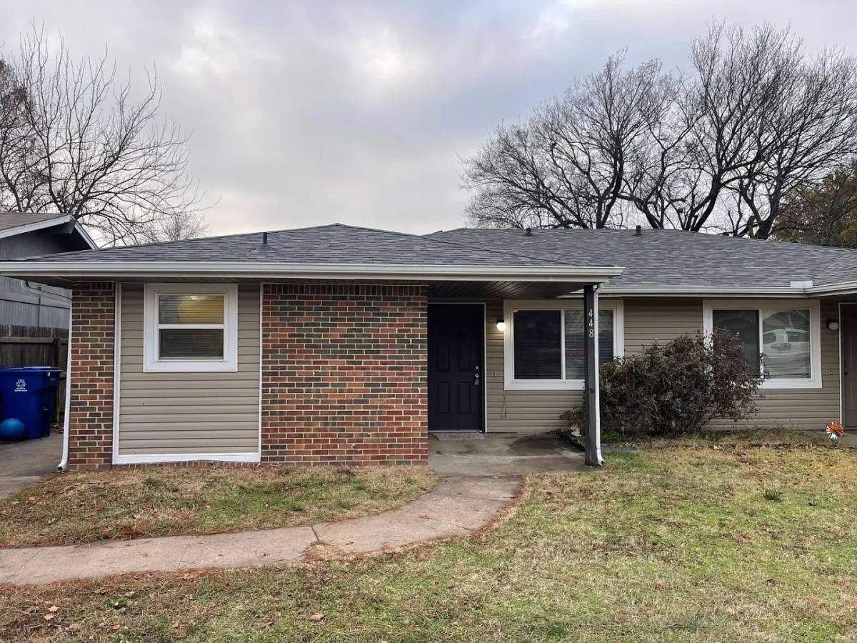 Apartment for rent at 444 S Elm Court, Broken Arrow, OK 74012