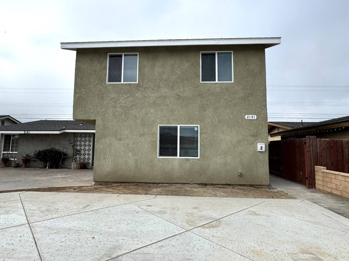 House for rent at 2141 Mono St, Oxnard, CA 93036
