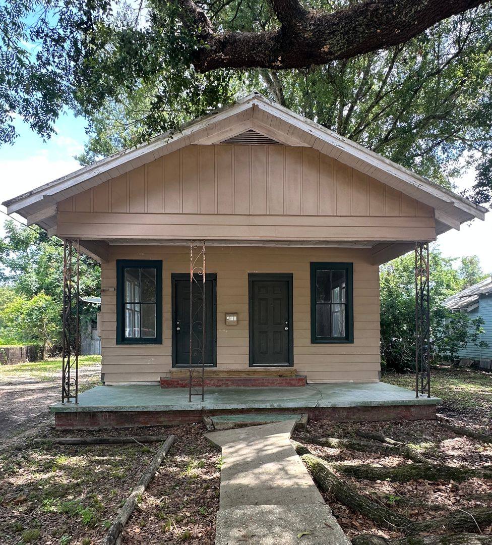 House for rent at 215 S Pierce, Lafayette, LA 70501