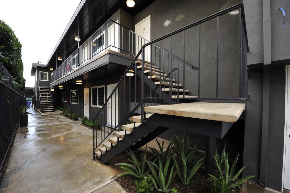 Apartment for rent at 12240 Pacific Ave, Los Angeles, CA 90066