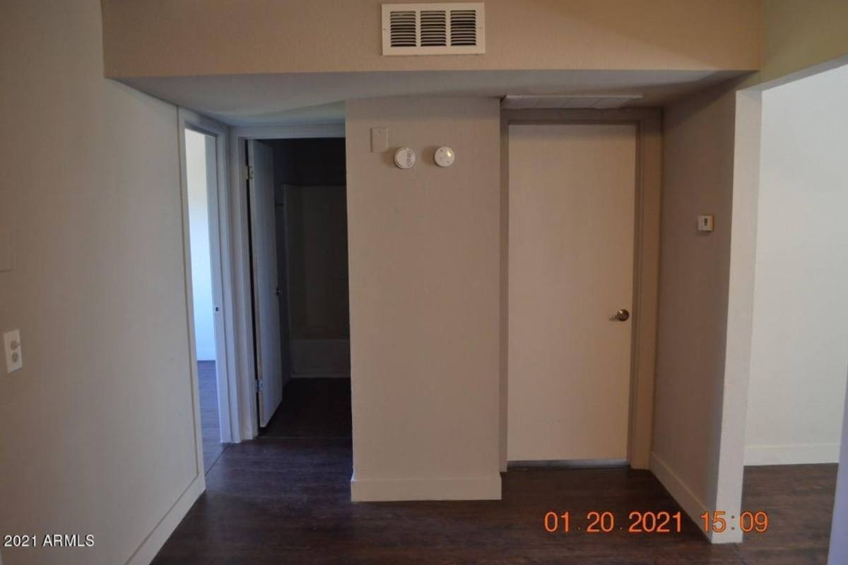 Apartment for rent at 111 S Outpost Rd, Apache Junction, AZ 85119