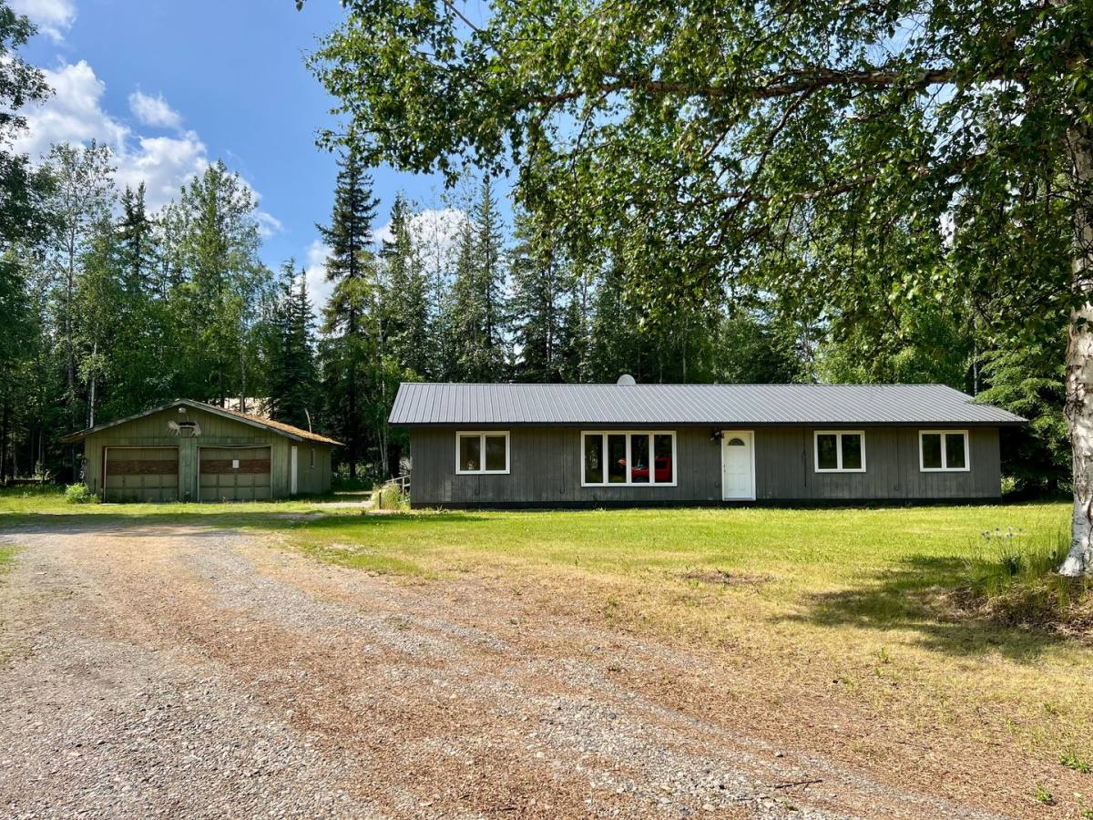 House for rent at 2225 Bradway Rd, North Pole, AK 99705