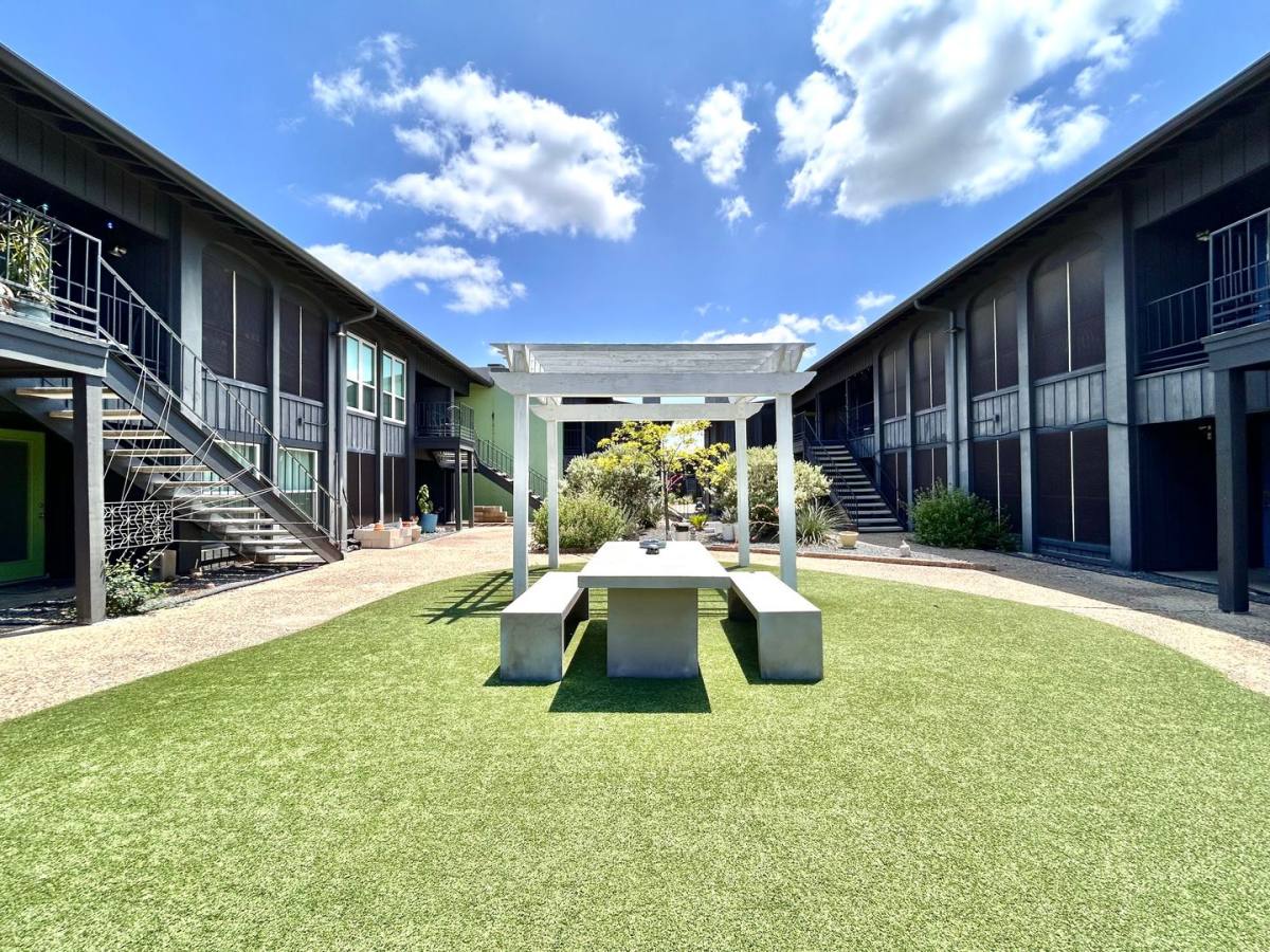 House for rent at 909 Reinli St, Austin, TX 78751