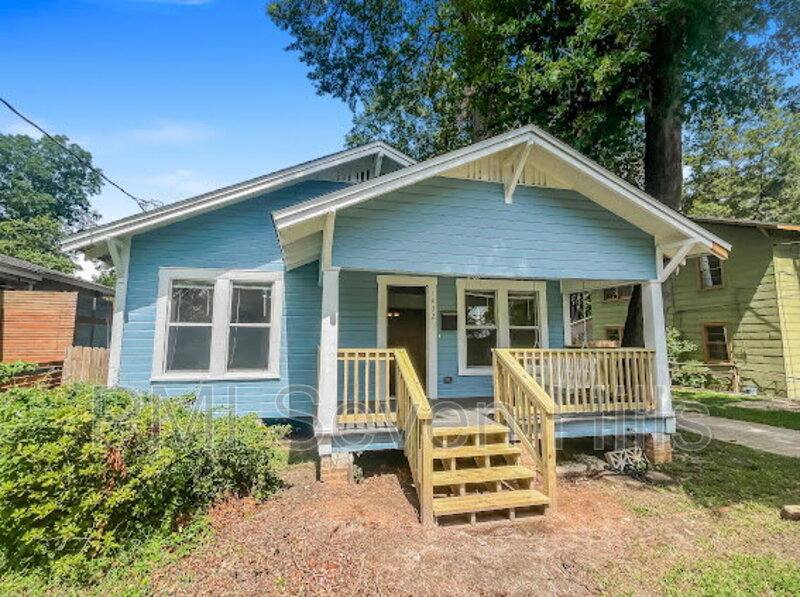 House for rent at 1422 N M L King Blvd, Tallahassee, FL 32303