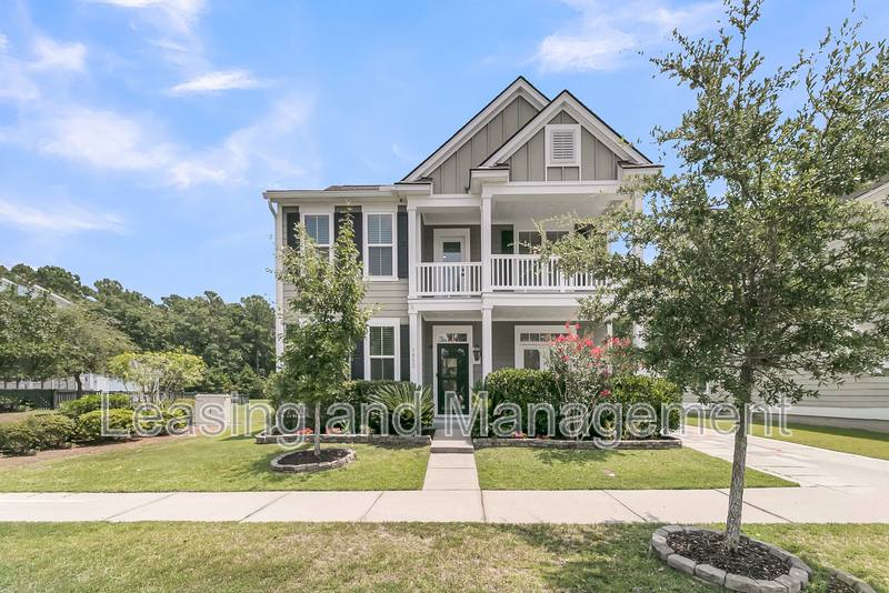 House for rent at 1952 Gammon St, Charleston, SC 29414