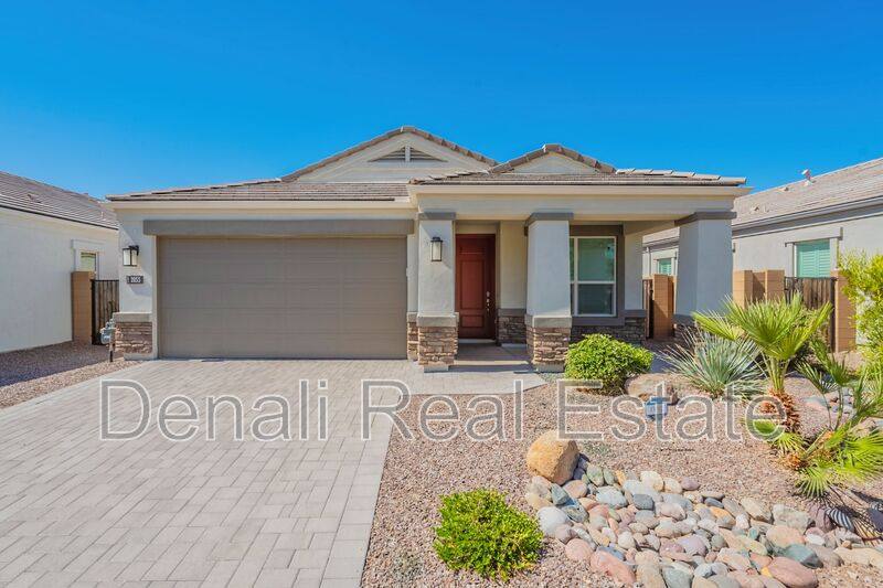 House for rent at 2055 E Northwood Dr, Phoenix, AZ 85024