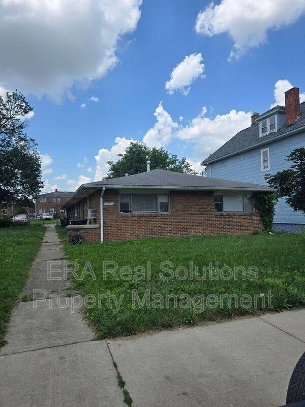 Apartment for rent at 55 S Hague Ave #A, Columbus, OH 43204