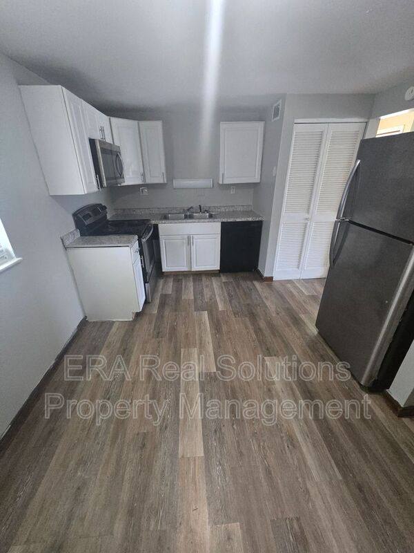 Apartment for rent at 3711 Beulah Rd #A, Columbus, OH 43224