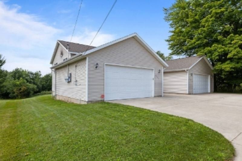 Apartment for rent at 2550 60th St SE, Grand Rapids, MI 49508