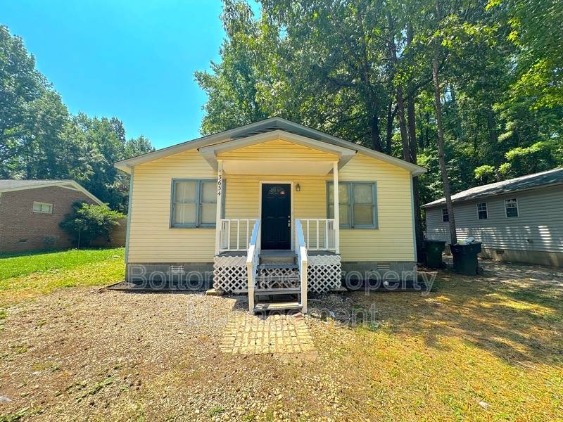 House for rent at 3634 Durham Lane, Charlotte, NC 28269