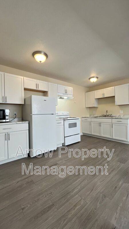 Apartment for rent at 1315 F St #5, Lincoln, NE 68508