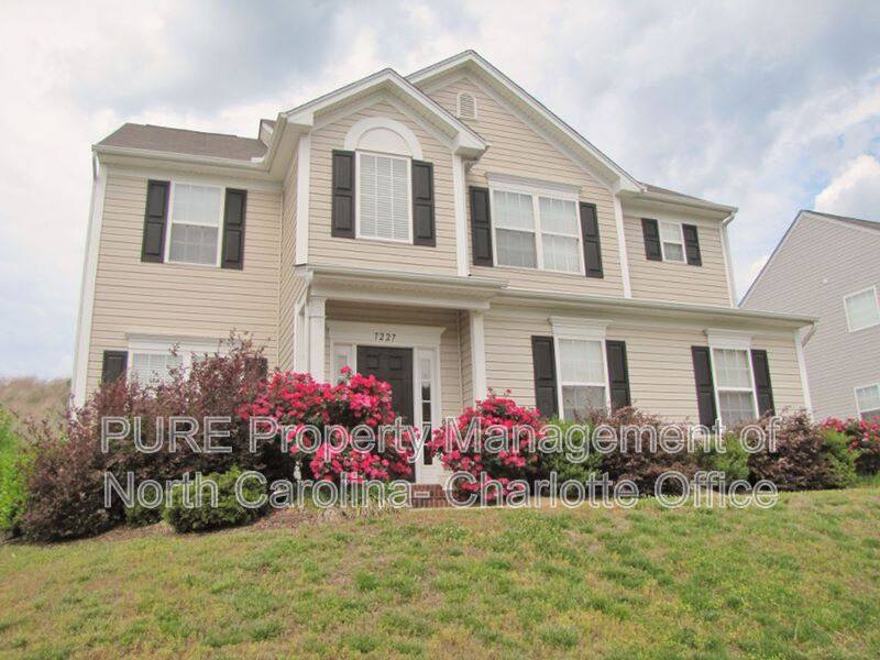 House for rent at 7227 Tanners Creek Dr, Huntersville, NC 28078