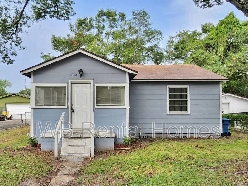 House for rent at 8182 Lexington Dr, Jacksonville, FL 32208