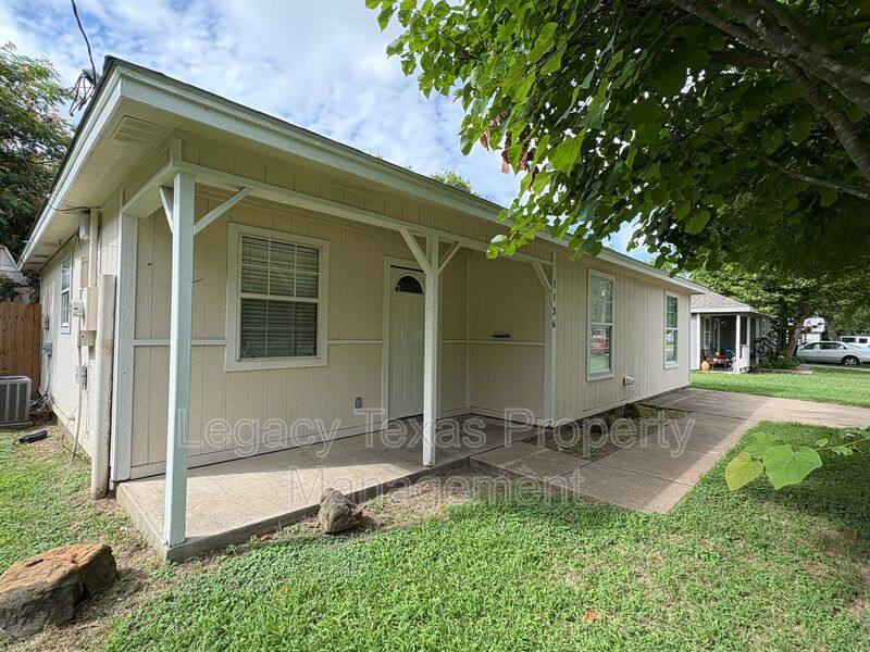 House for rent at 1136 Alvarado St, Cleburne, TX 76031