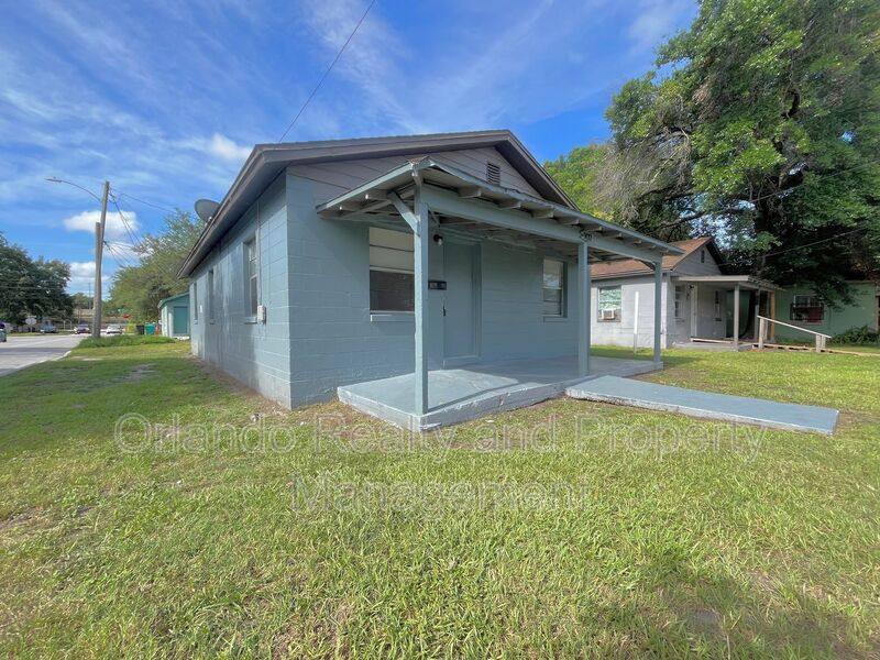House for rent at 900 Randall St, Orlando, FL 32805