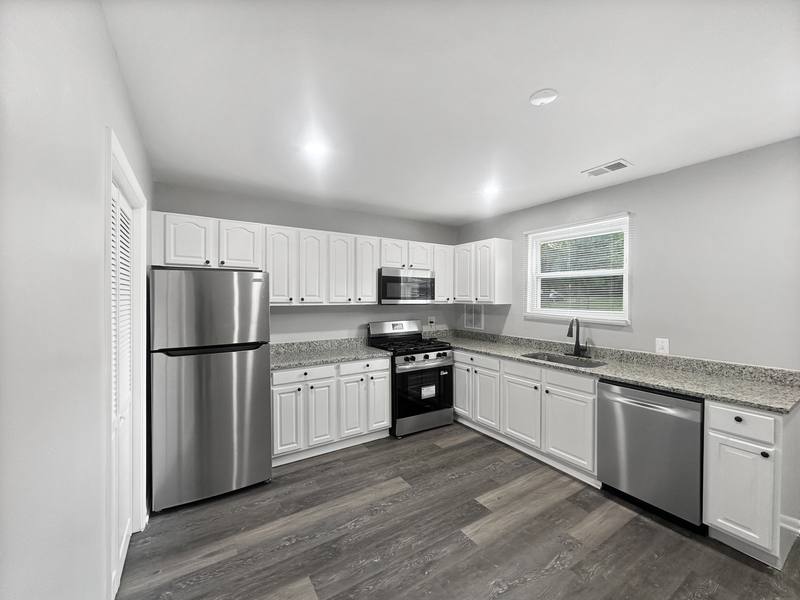 Townhouse for rent at 4344 Roberton Ave, Baltimore, MD 21206