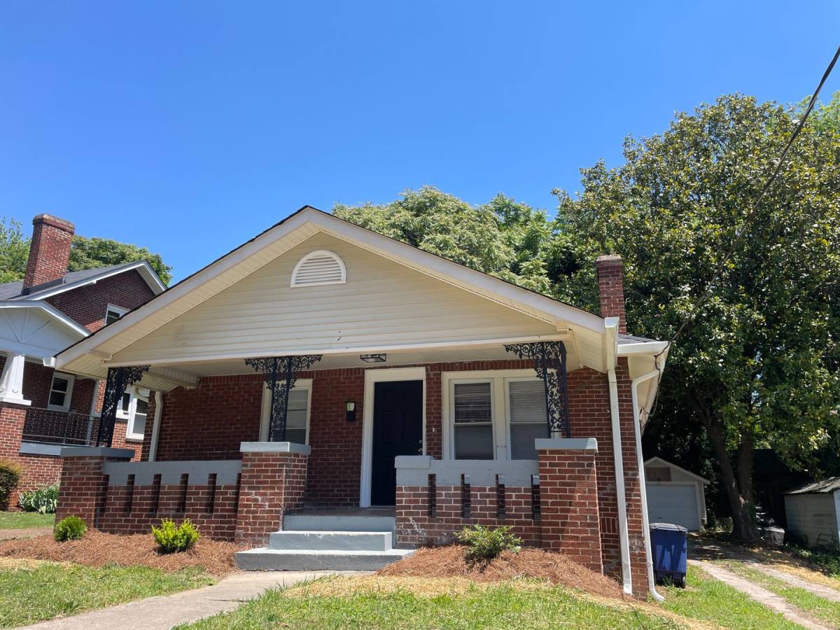 House for rent at 2327 Greenway Ave, Winston Salem, NC 27105