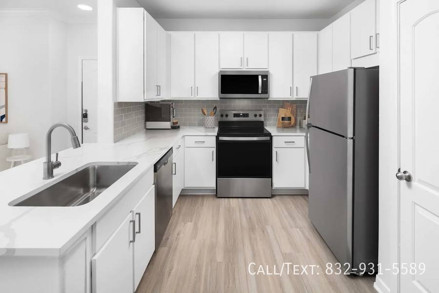 Apartment for rent at 13112 Emmett Rd #CYT, Houston, TX 77041